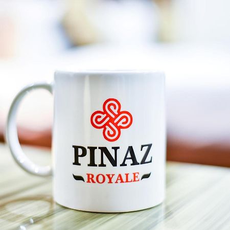 Pinaz Royale Amritsar Exterior foto