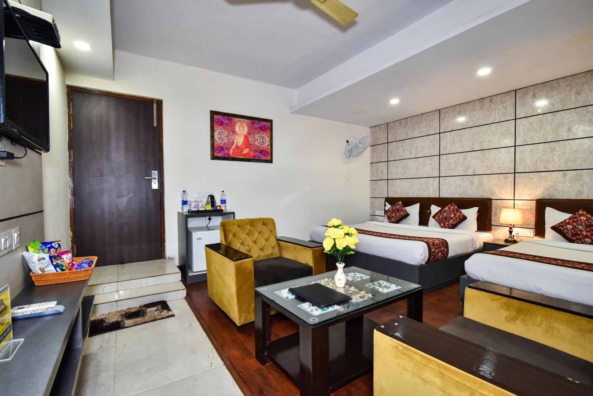 Pinaz Royale Amritsar Exterior foto